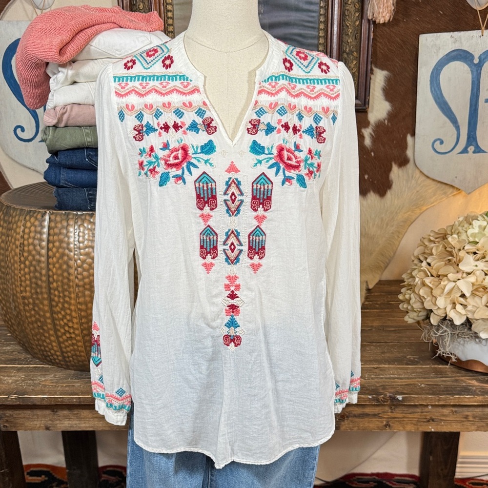 Johnny Was White Blouse with Red and Blue Embroidery - Picture 1 of 7